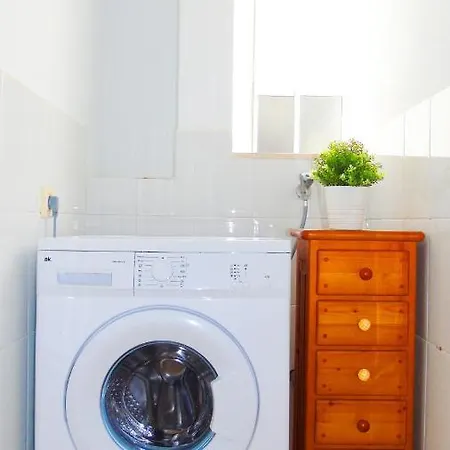 Lägenhet Chocolate Rustic Apartment, In