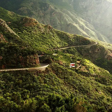 Chocolate Rustic Apartment, In