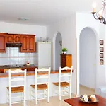 Chocolate Rustic Apartment, In アパート