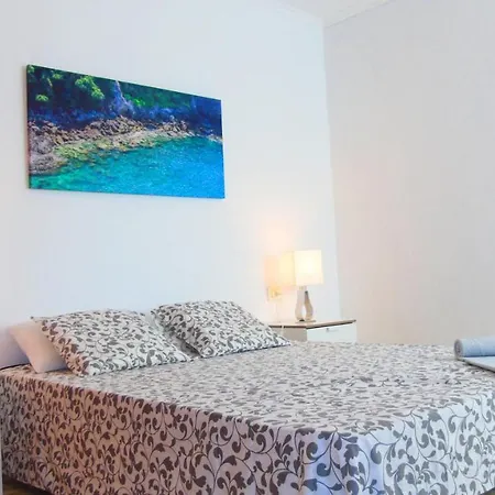 Chocolate Rustic Apartment, In 公寓