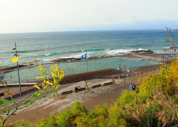Chocolate Rustic Apartment, In